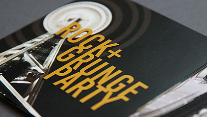 Ein CD-Cover gestaltet im Rock- Grunge Stil